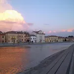 La Via Del Volano